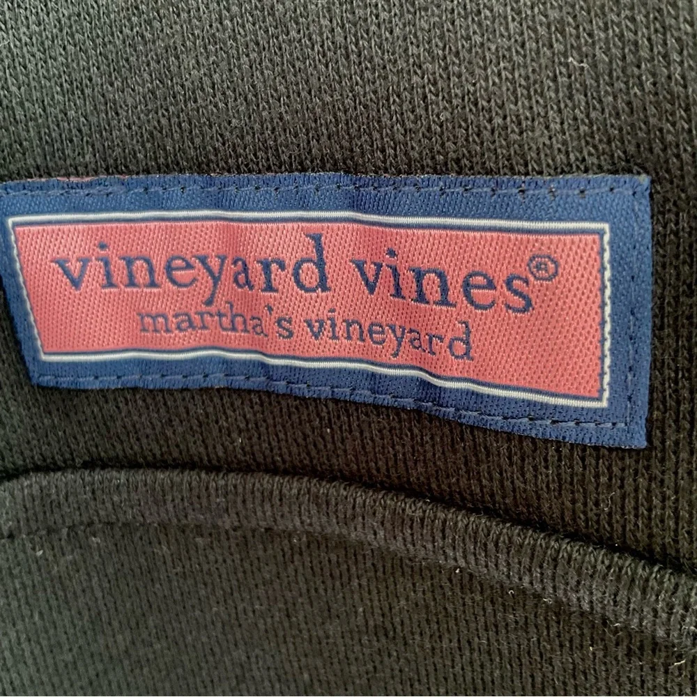 Vineyard Vines 1/4 Zip Pullover Sweatshirt Black Red Shirt Men’s M - Picture 15 of 16